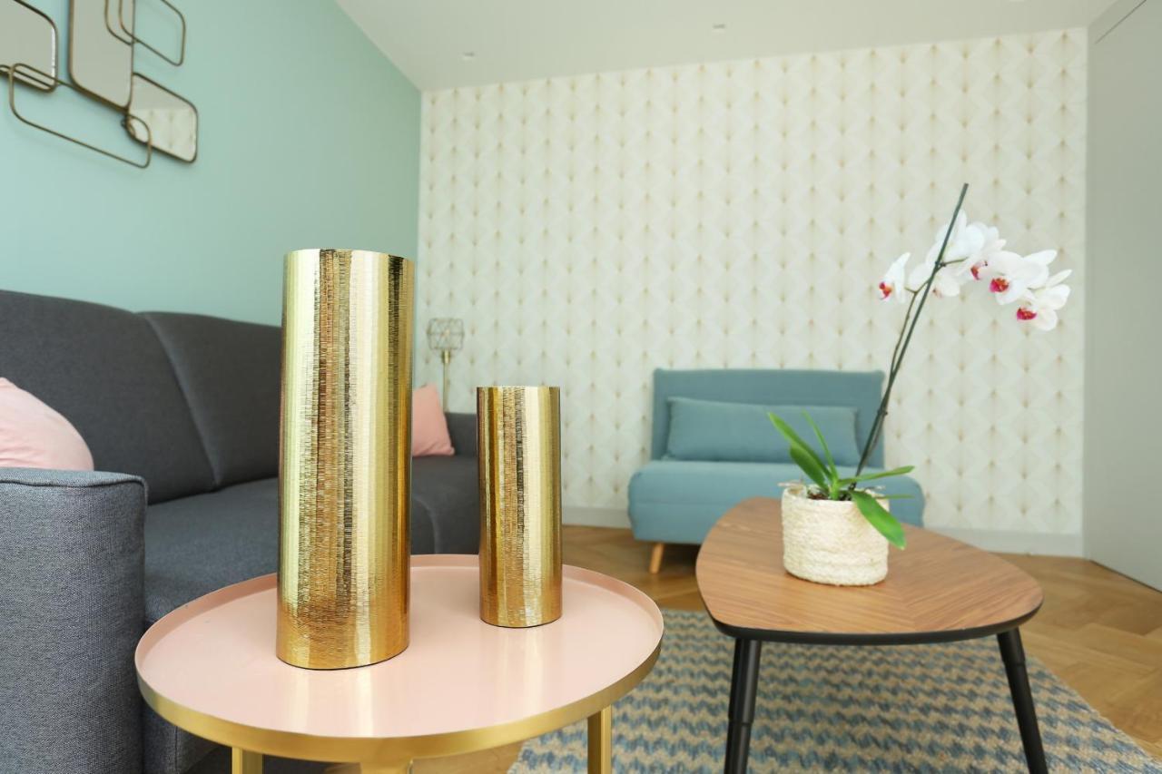 Apartment Center Of Paris By Studio Prestige Екстер'єр фото
